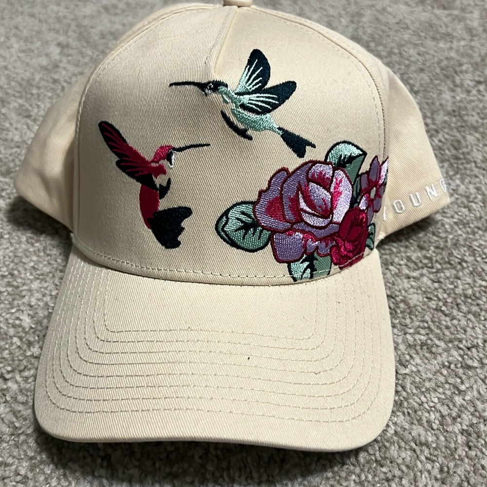 Young La Hat. Worn once
